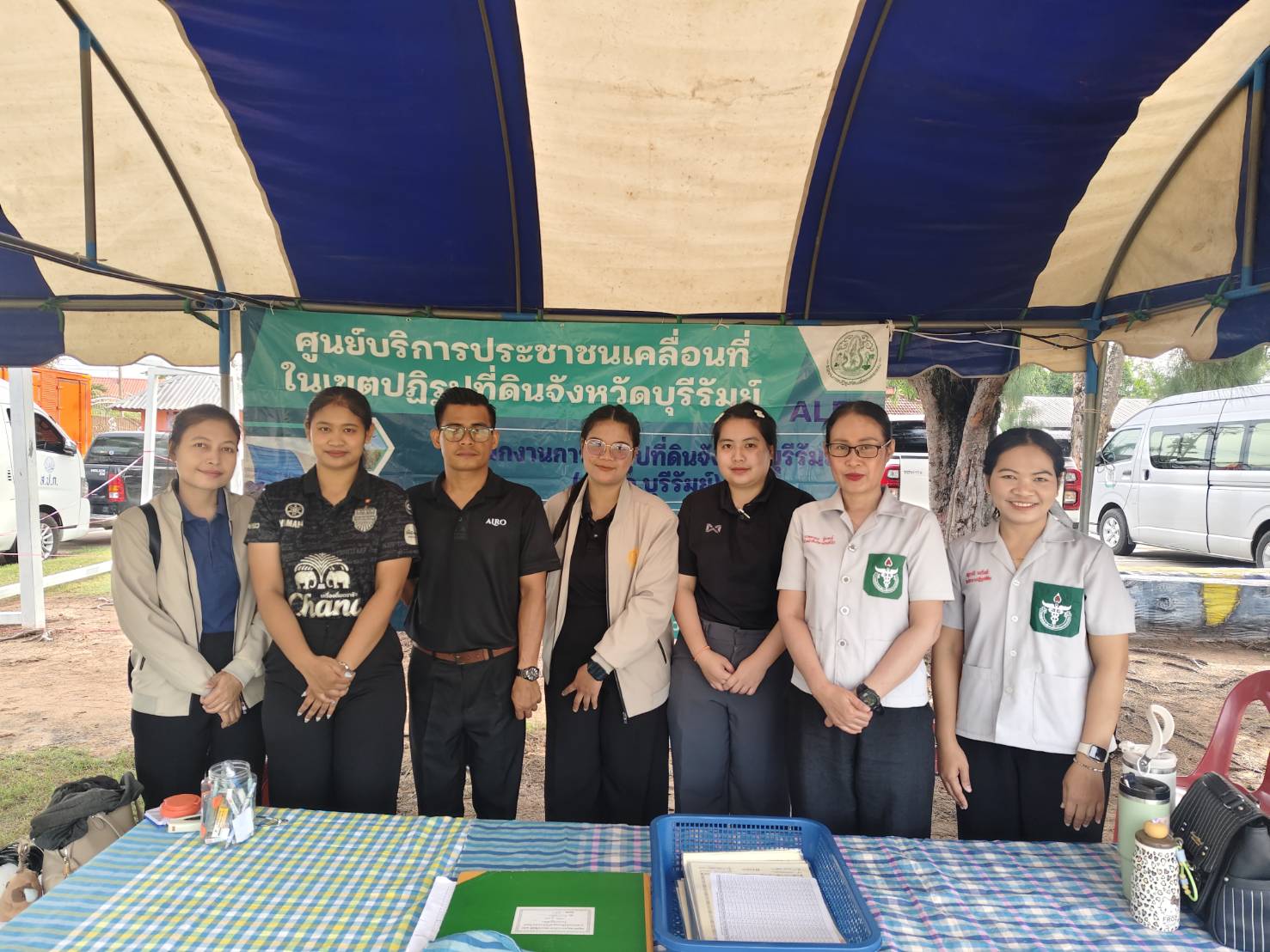 title - วันพุธที่ 1 กรกฎาคม 2569 นายประเสริฐ กาญจนเกียรติกุล ปฏิรูปที่ดินจังหวัดบุรีรัมย์ มอบหมายให้นางนวลละออง ชูมาตย์ ผอ.กลุ่มยุทธศาสตร์ฯ พร้อมด้วย เจ้าหน้าที่ ส.ป.ก.บุรีรัมย์ ร่วมออกหน่วยแพทย์เคลื่อนที่ (พอ.สว.) และโครงการ 
